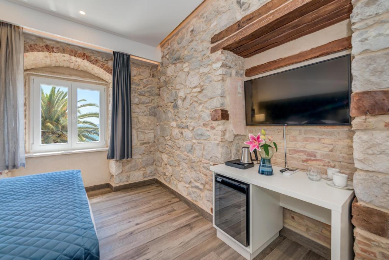 Palms Promenade Luxury Rooms Split Eksteriør bilde