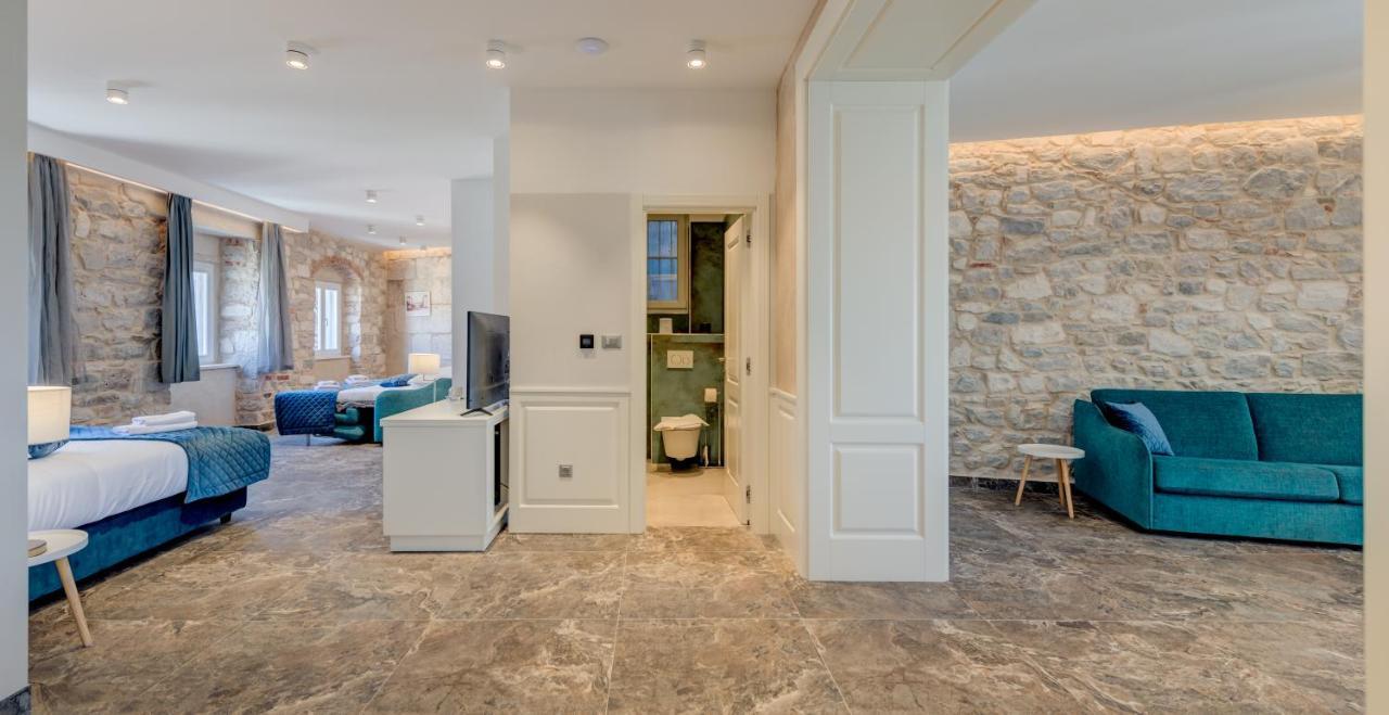 Palms Promenade Luxury Rooms Split Eksteriør bilde